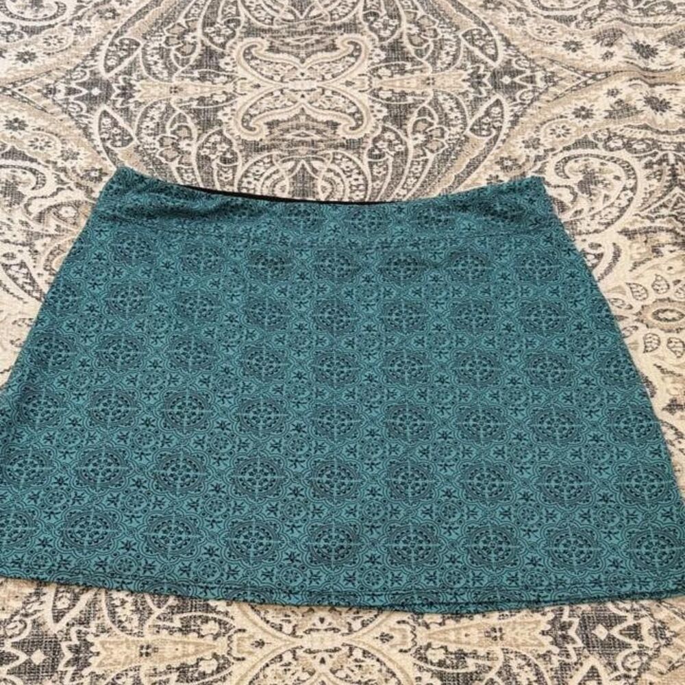 Unbranded Women's Green and Blue Skirt